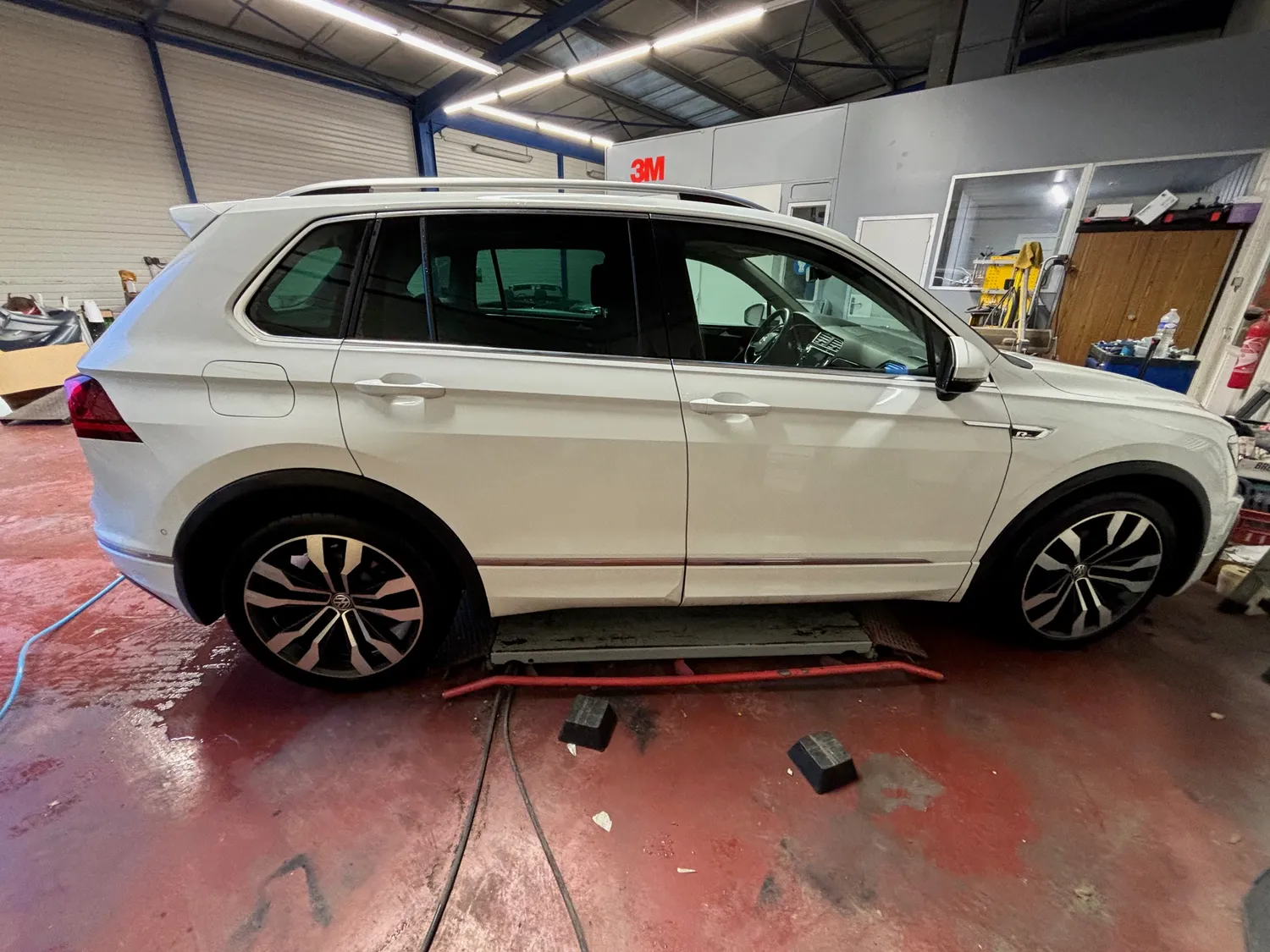 peinture carrosserie javene